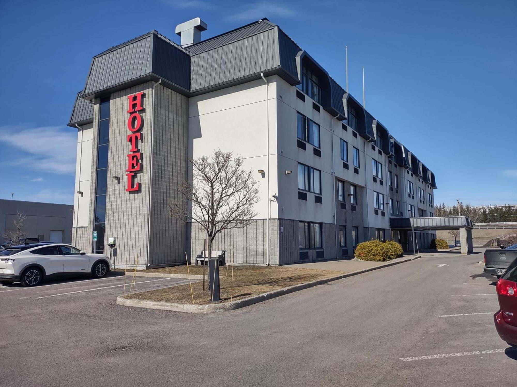 Repotel Henri Iv Hotel