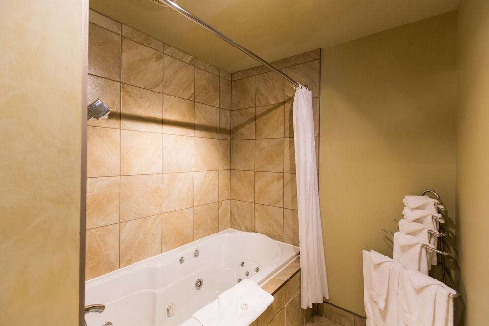 Repotel Henri Iv Hotel Quebec City